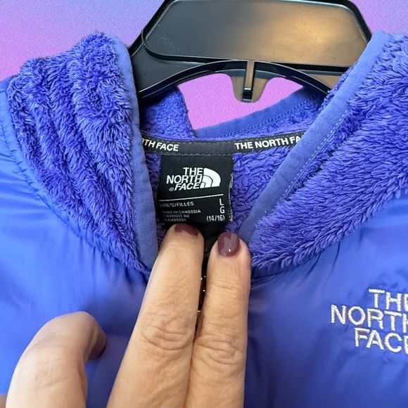 The North Face Kids Purple Fleece Jacket - Picture 3 of 3